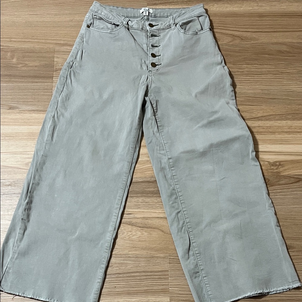 Easel Women's Light Gray Flare Jeans